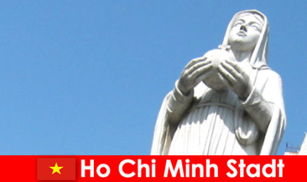 Centro económico de Vietnam Ciudad Ho Chi Minh un destino para extranjeros