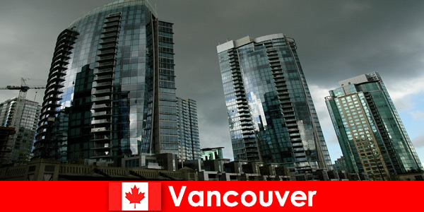 Para los extraños, Vancouver en Canadá es siempre un destino para imponentes edificios de gran altura.