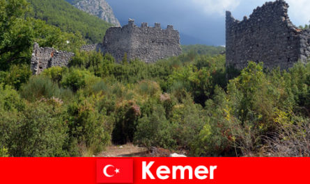 Viaje de estudio a las antiguas ruinas de Kemer Turquía para exploradores