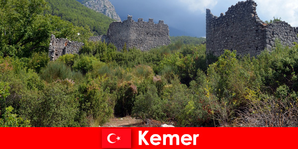 Viaje de estudio a las antiguas ruinas de Kemer Turquía para exploradores
