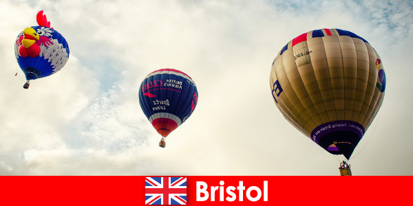 Vacaciones para turistas valientes para vuelos en globo sobre Bristol, Inglaterra