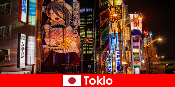 Sumérgete en el mundo del manga japonés para jóvenes turistas en Tokio