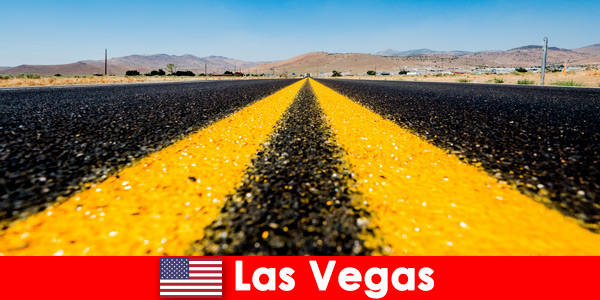 Los viajeros en Las Vegas, Estados Unidos, experimentan las actividades deportivas y de aventura que buscan emociones fuertes