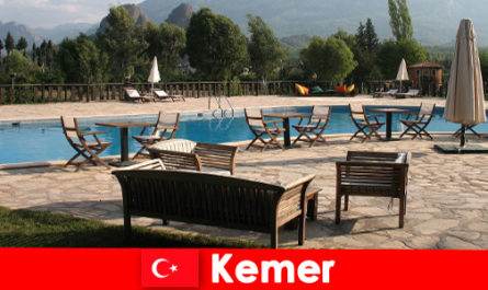 Vuelos baratos, hoteles y casas de alquiler a Kemer Turquía para veraneantes con la familia