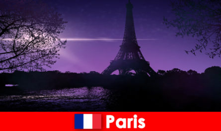 Francia París Ciudad del amor Extranjeros en busca de pareja para una aventura discreta