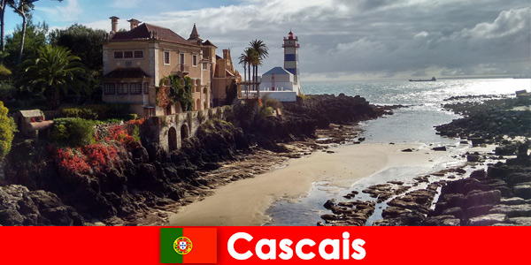 Entusiasta del turismo fotográfico al pintoresco pueblo de Cascais Portugal