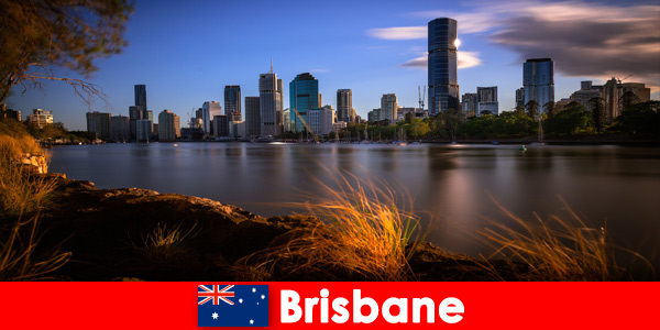 Explora el clima templado y los fantásticos lugares de Brisbane, Australia, como turista