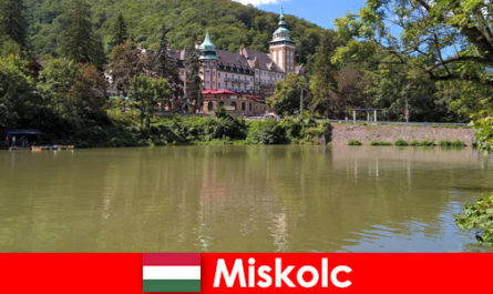 Rutas de senderismo y grandes experiencias para un viaje en familia en Miskolc Hungría