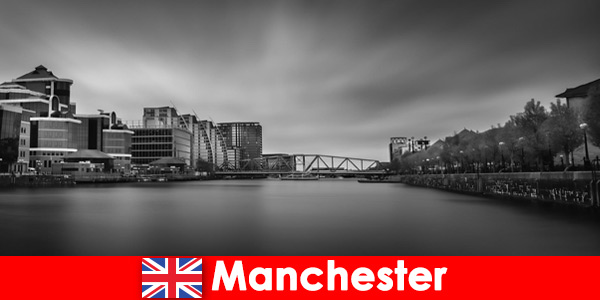Ofertas de viajes para extranjeros a Manchester Inglaterra en los bulliciosos barrios