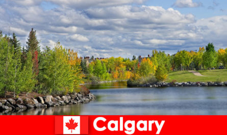 Calgary Canadá ofrece recorridos en bicicleta y comida saludable para turistas amantes del deporte