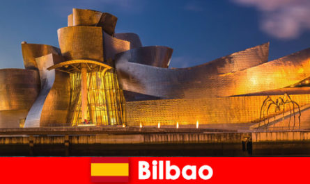 Viaje semestral para estudiantes de arte a Bilbao España siempre una experiencia