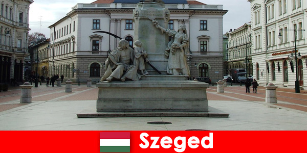 Viaje semestral popular para estudiantes extranjeros en la ciudad universitaria de Szeged Hungría