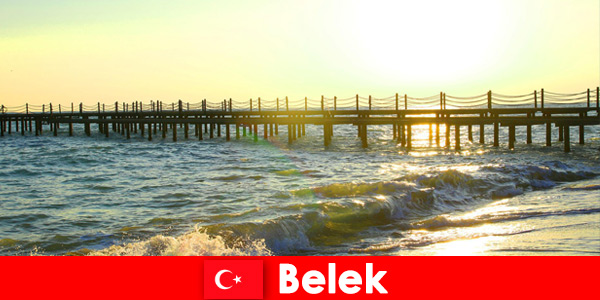 Relájate y escucha el sonido del mar en Belek Turquía