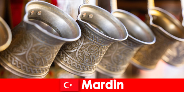 Ir de compras y cenar en mercados orientales en Mardin Turquía