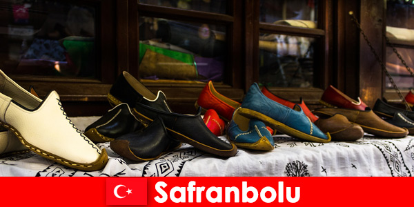 Artesanías orientales y hospitalidad esperan a los extranjeros en Safranbolu Turquía
