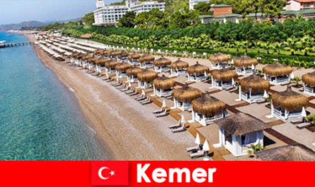 La región de vacaciones más popular en Turquía es Kemer